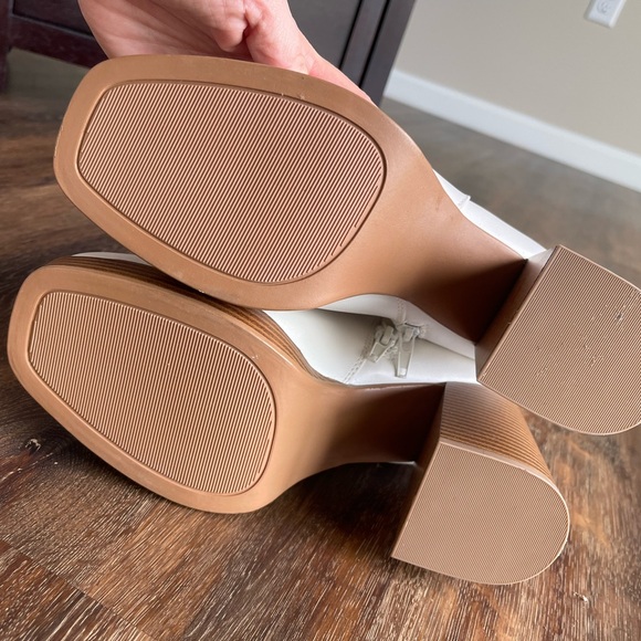 White Heeled Boots - Picture 3 of 7